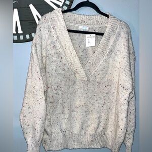 NWT Abound pullover cream colored v-neck sweater size large